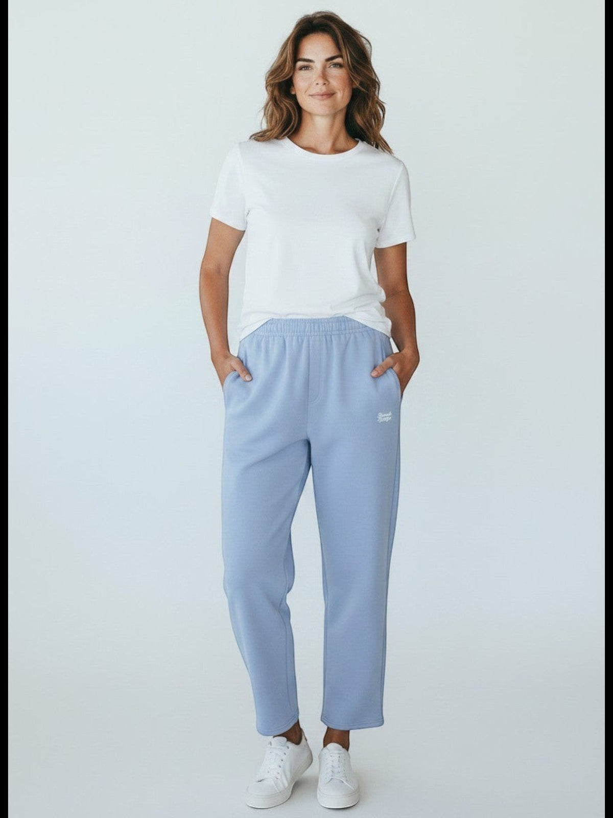 Signature Jogginghose – weiße Stickerei