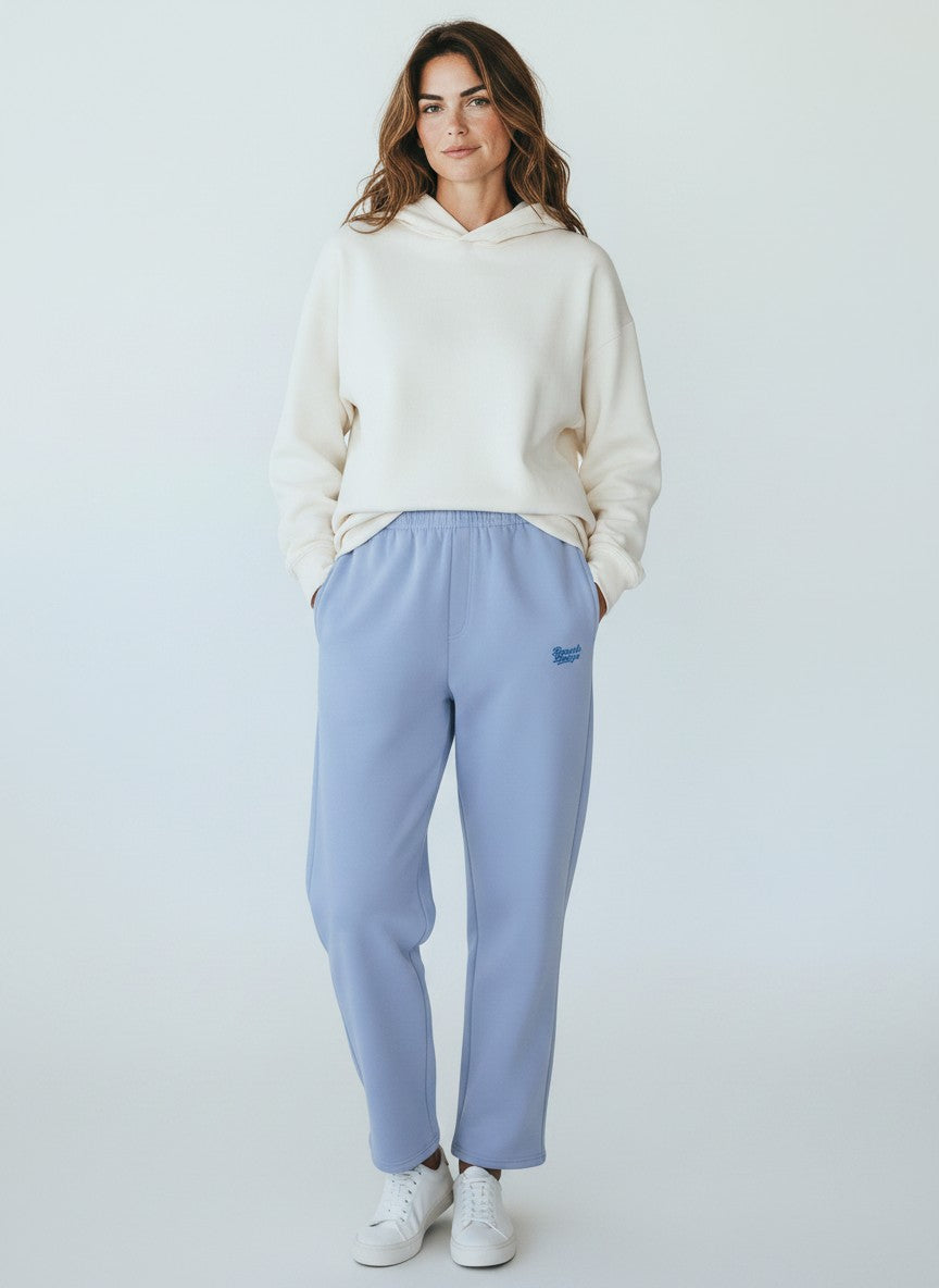 Motion Jogginghose – blaue Stickerei