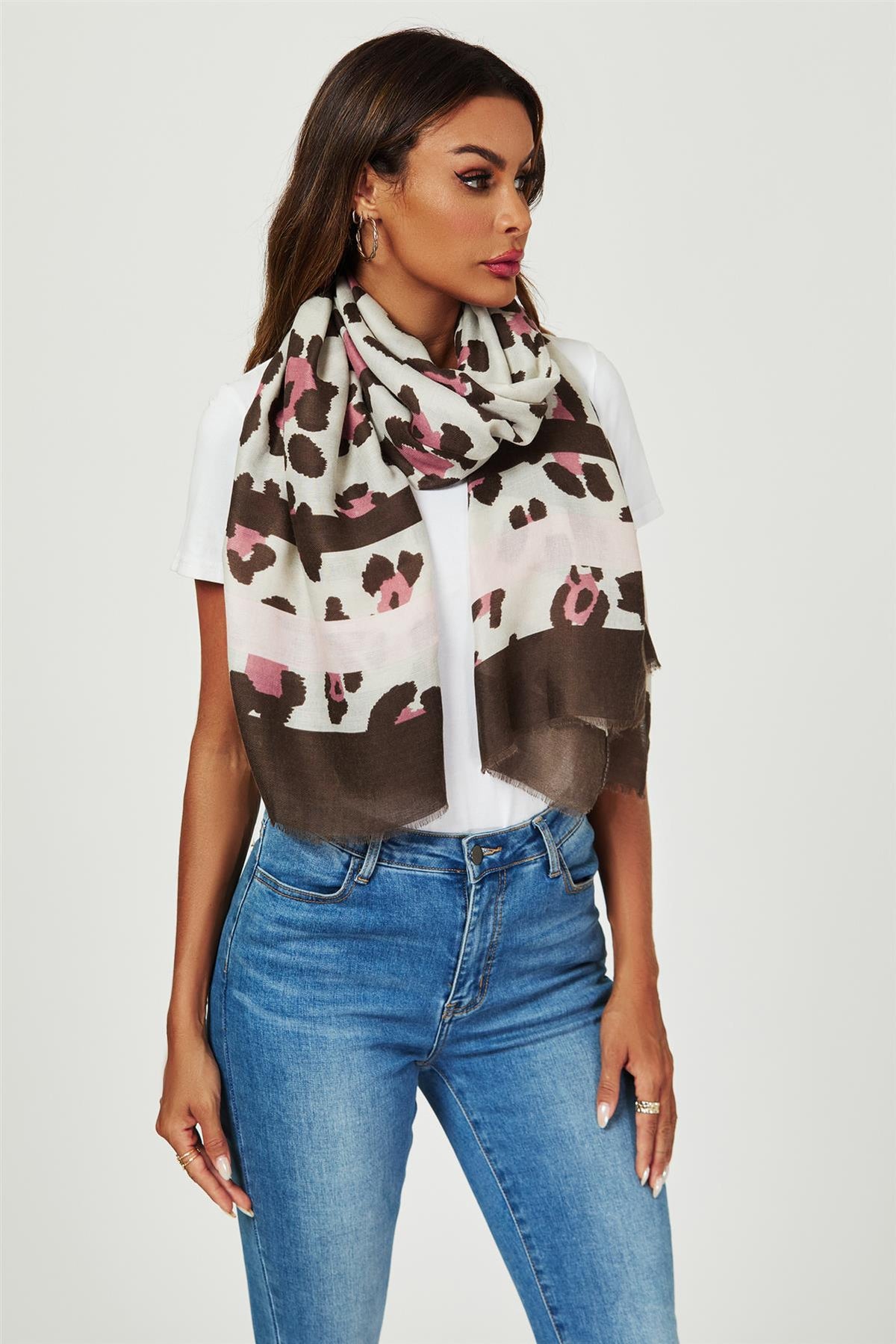 Leopard & Strip Print Fringed edges Scarf In Pink & Black