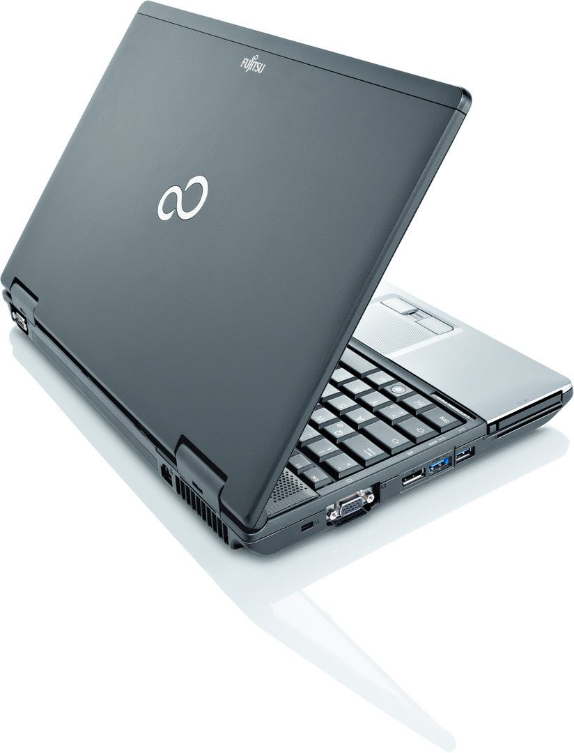 Fujitsu Lifebook E782 15,6 Zoll Intel Core i5 500GB 8GB Speicher