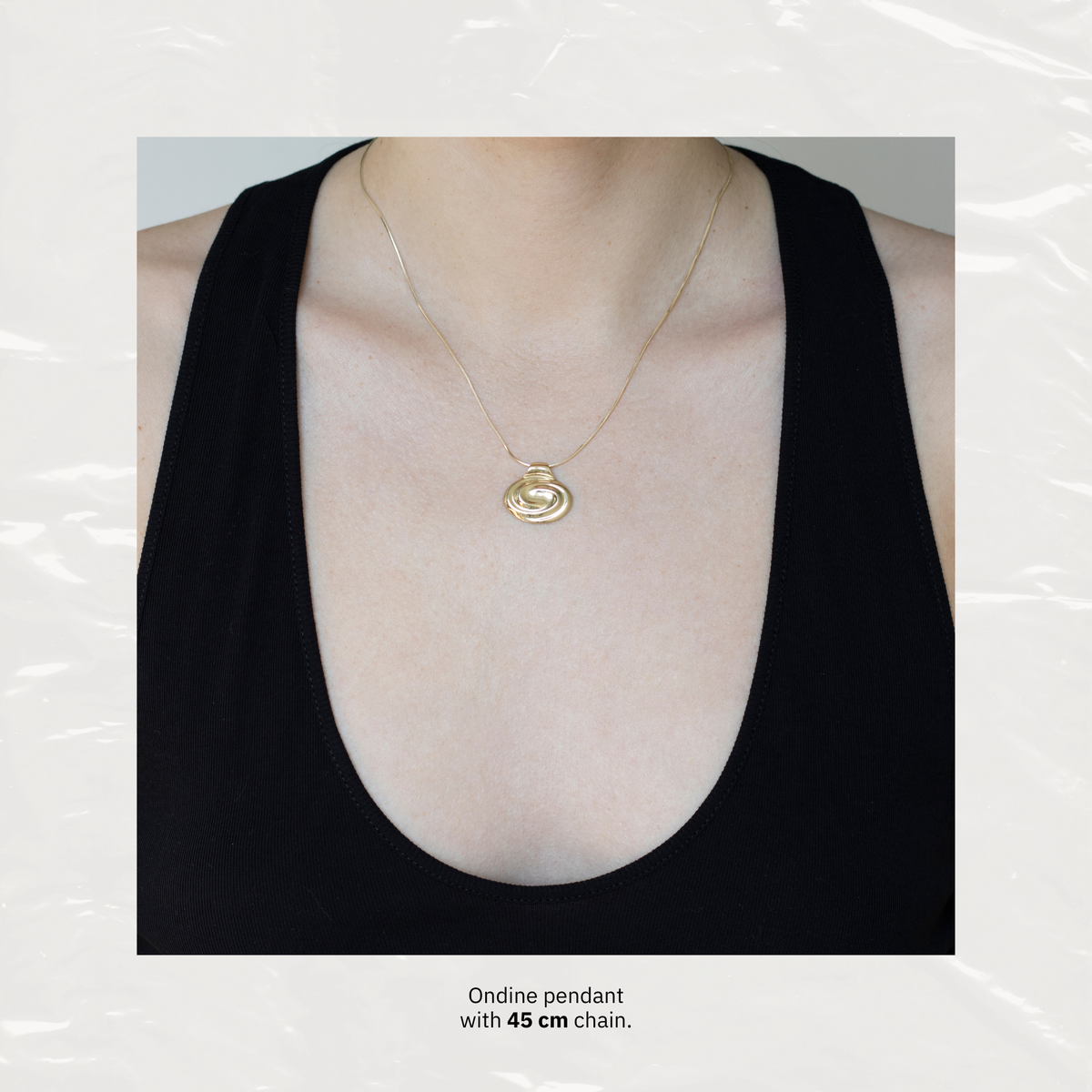 ONDINE ROUND PENDANT NECKLACE GOLD