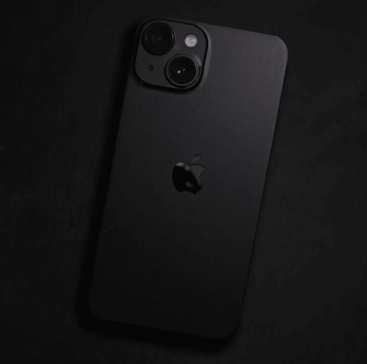 iPhone 15 Plus Skin Matt Schwarz