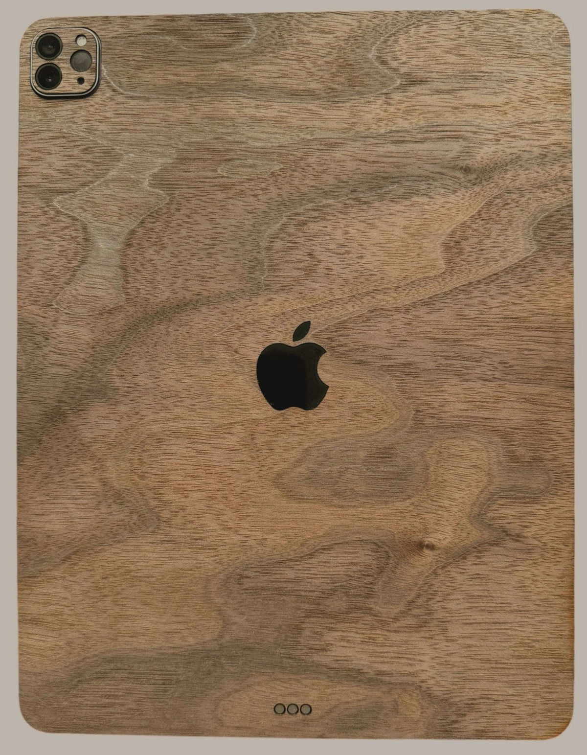 iPhone 16 Pro Skin Holz Nuss Namma Markt