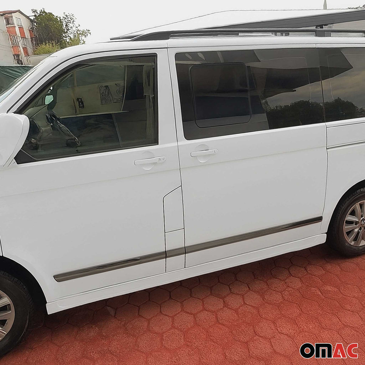 Seitentürleiste Türschutzleiste für VW T5 T6 Kurzer Radstand L1 Chrom Dunkel 5x