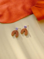 Kleine Flieder Terracotta Arch Bogen Ohrringe