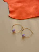 Flieder Dots Hoops aus Edelstahl