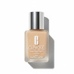 Clinique superbalanced makeup CN 70