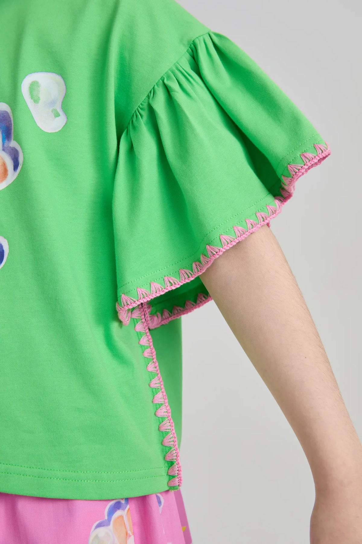 Pearl Cat Shell Adventure Tee