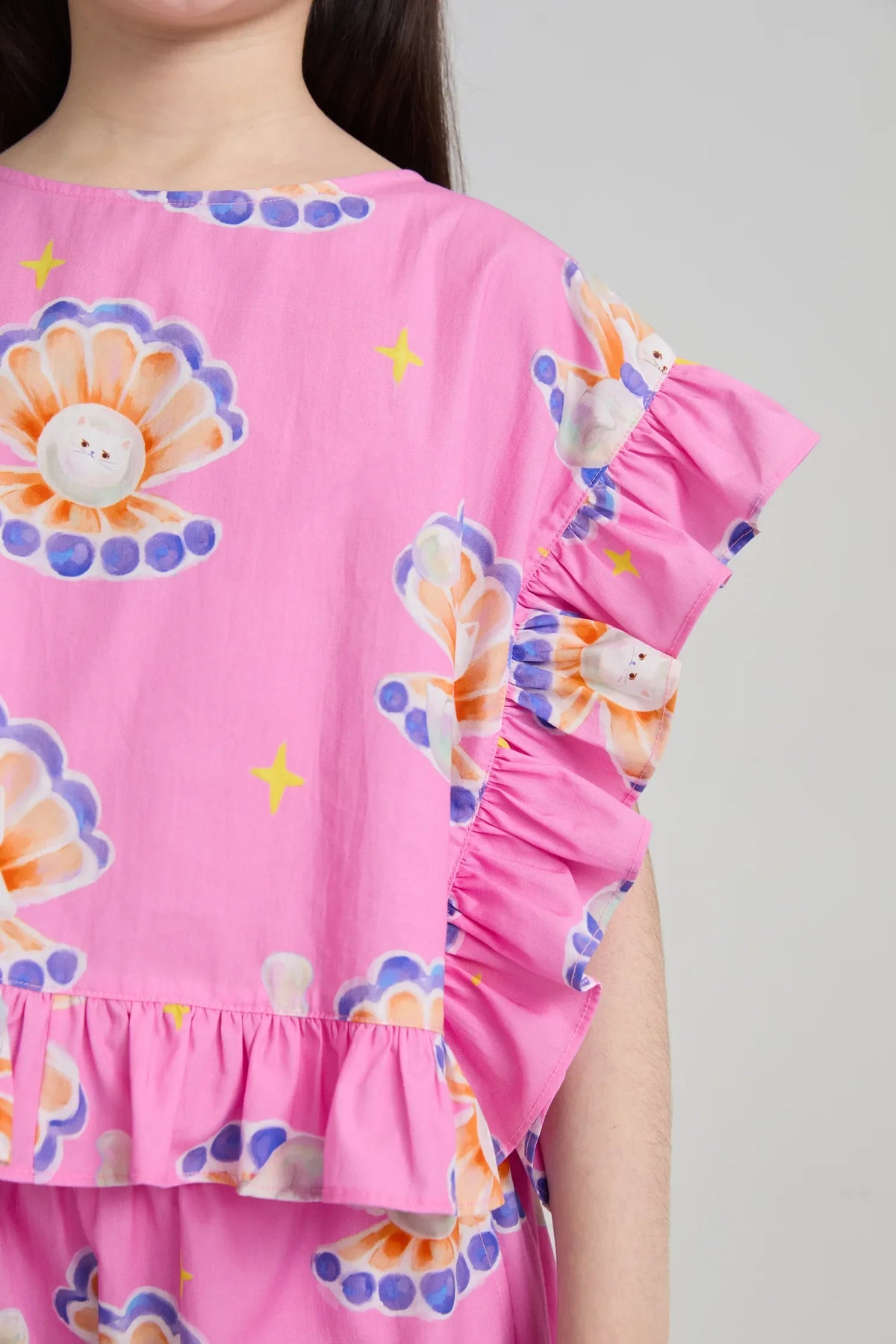Pearl Cat Cotton Ruffle Top