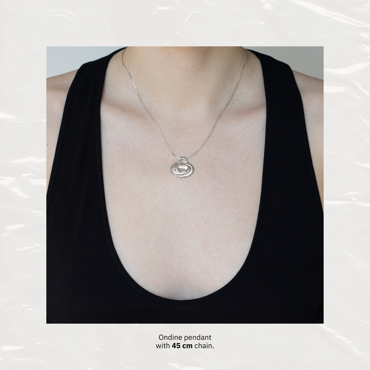 ONDINE ROUND PENDANT NECKLACE SILVER