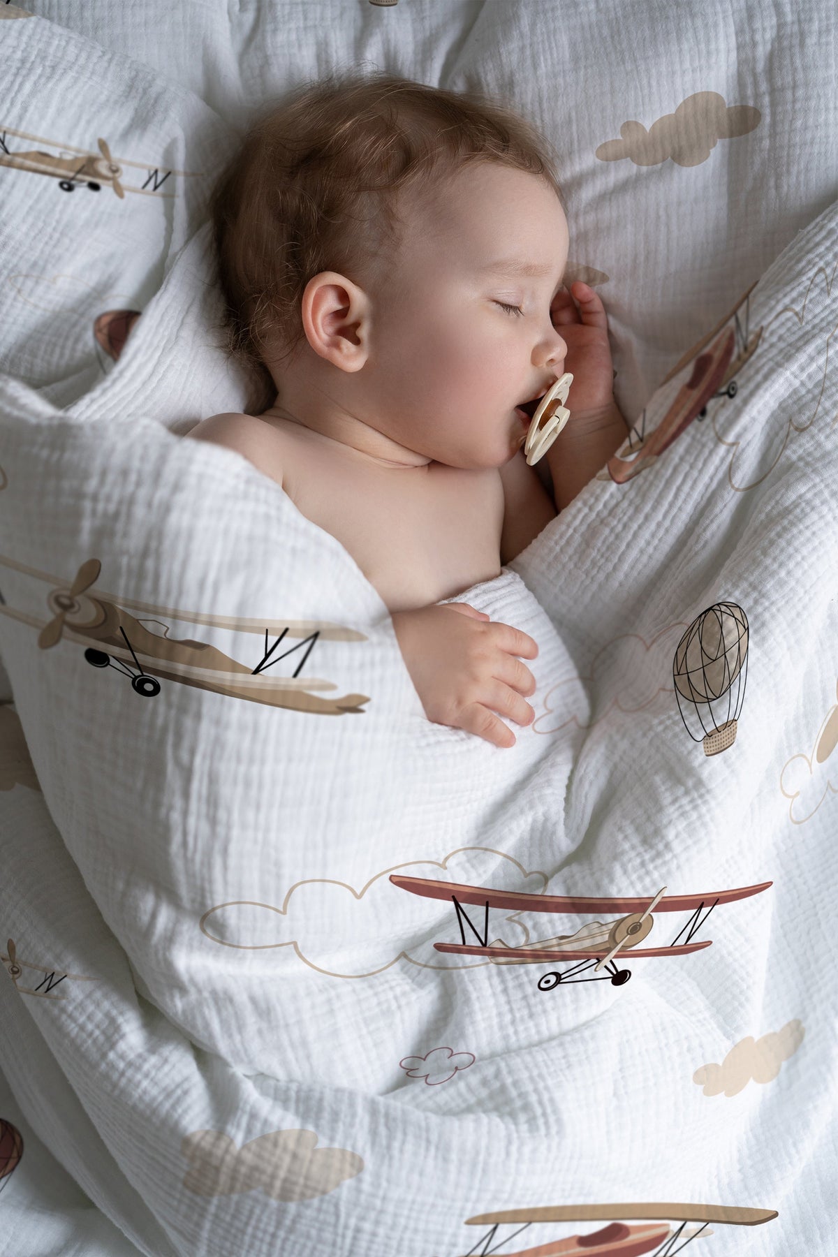 "Flugzeuge und Wolken" Premium Kinderbettwäsche