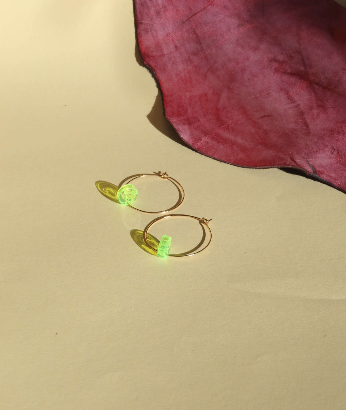 Neon Smiles Creolen aus Edelstahl