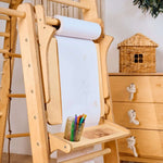 Staffelei mit Kinderstuhl – Perfekt für Indoor Klettergerüst Namma Markt