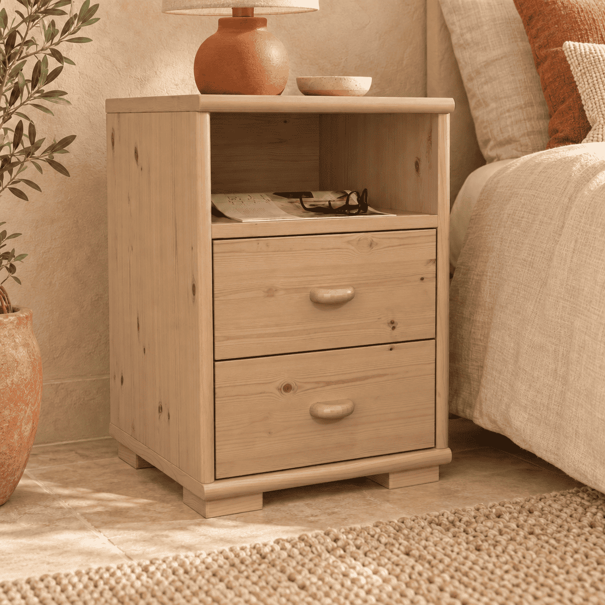 Vanessa Kiefer Massivholz Nachttisch Kiefer mit 2 Schubladen und 1 Regal aus 100% Bio Kiefer