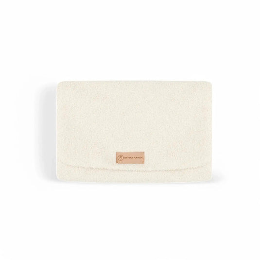 Windeltasche Bouclé – mit Wickelunterlage, unterwegs
